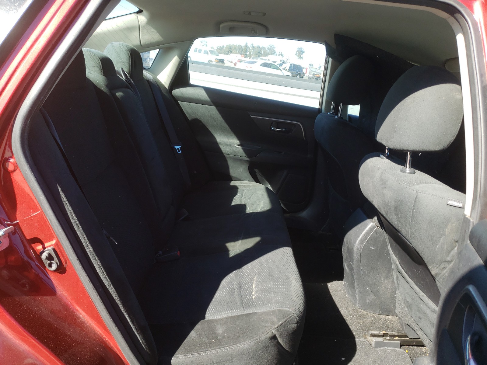 Photo 6 from auction – 2015 NISSAN ALTIMA 2.5 with VIN 1N4AL3AP8FC219083