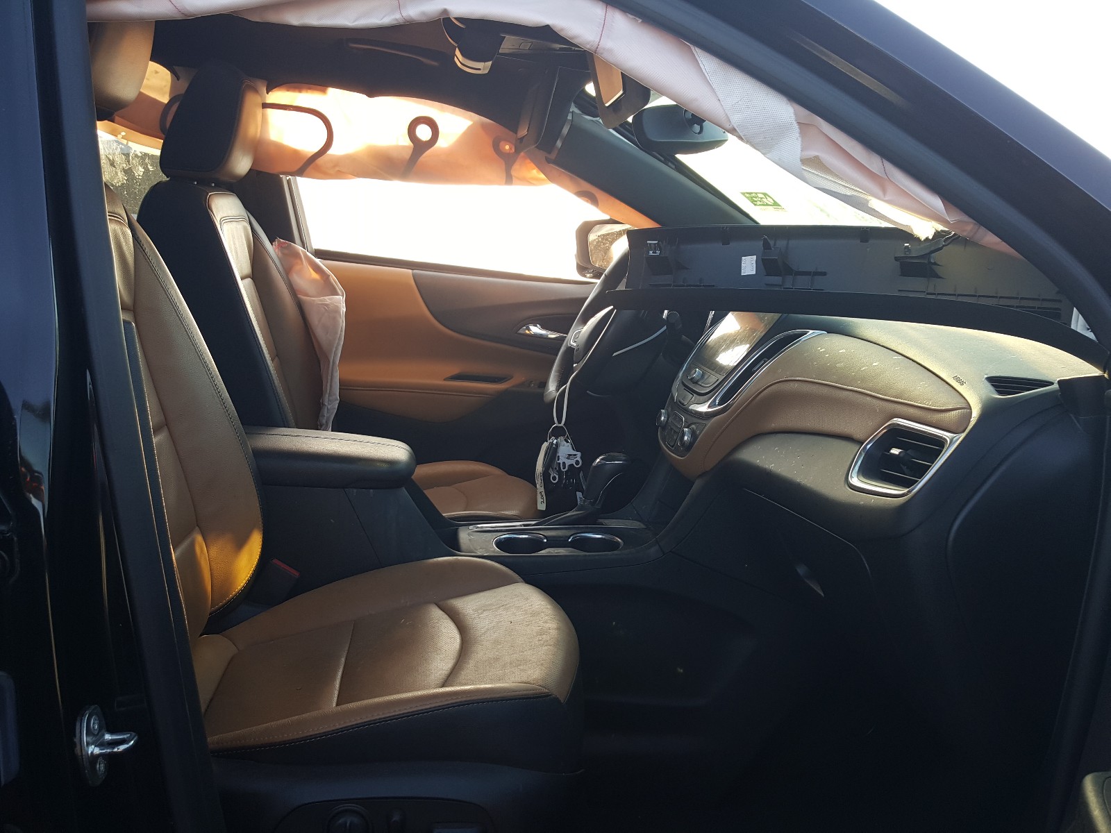 Photo 5 from auction – 2019 CHEVROLET EQUINOX PR with VIN 2GNAXNEV9K6202662