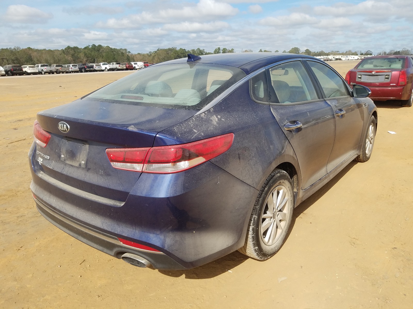 Photo 4 from auction – 2016 KIA OPTIMA LX with VIN 5XXGT4L35GG115477