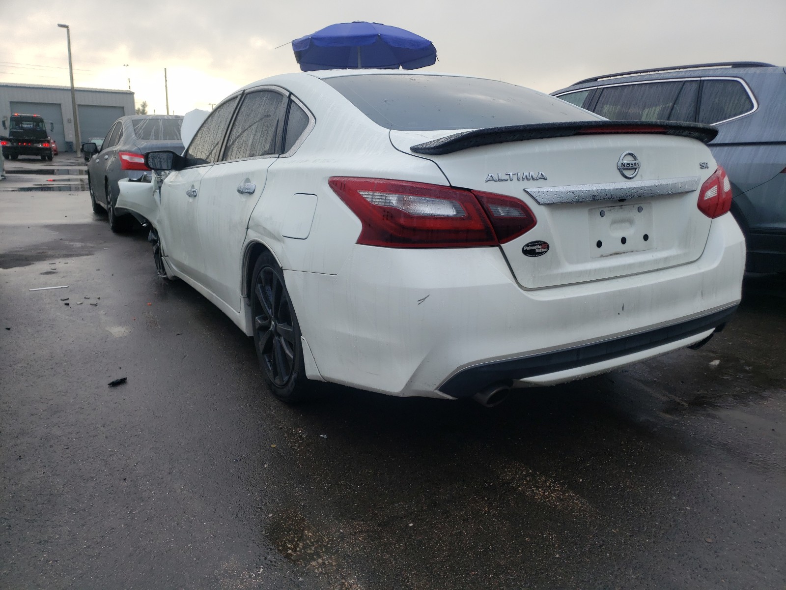 Photo 3 from auction – 2017 NISSAN ALTIMA 2.5 with VIN 1N4AL3AP1HC185748