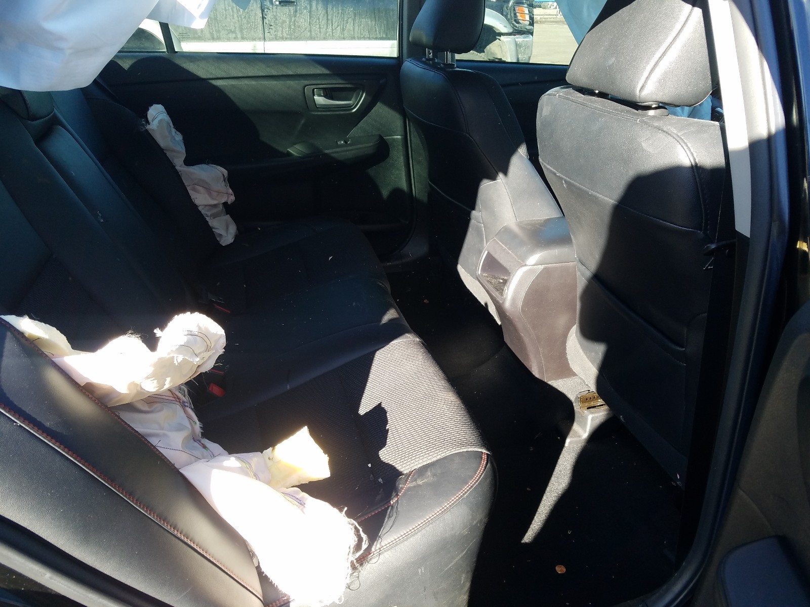 Photo 6 from auction – 2016 TOYOTA CAMRY LE with VIN 4T1BF1FK3GU133324