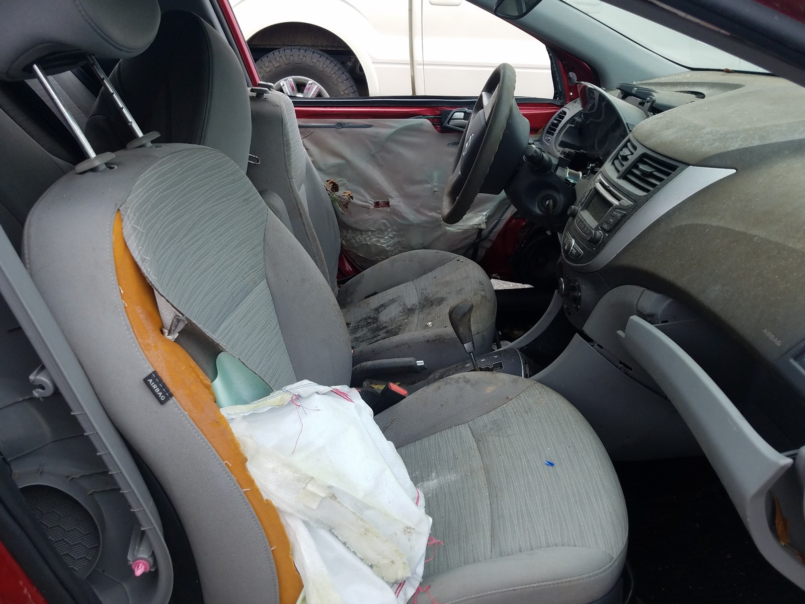 Photo 5 from auction – 2016 HYUNDAI ACCENT SE with VIN KMHCT4AEXGU086082