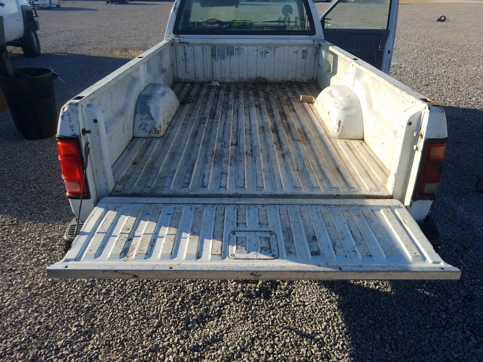 Photo 6 from auction – 1996 DODGE DAKOTA with VIN 1B7FL26X0TS533329