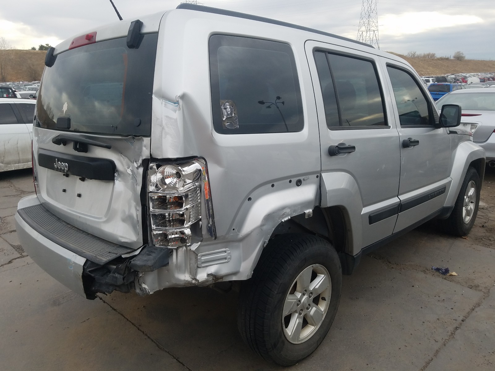 Photo 4 from auction – 2012 JEEP LIBERTY with VIN 1C4PJMAK8CW191641