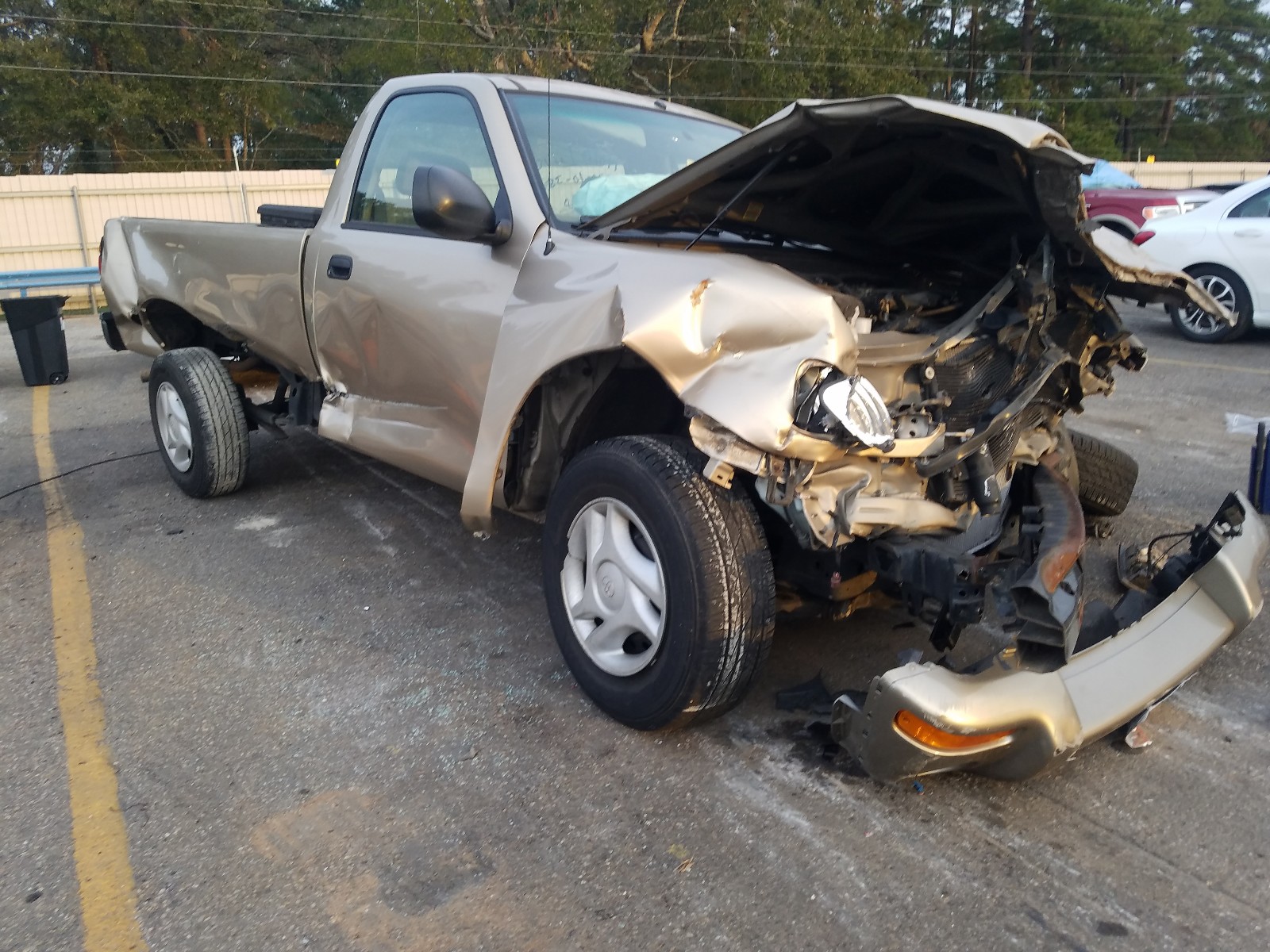 Photo 1 from auction – 2003 TOYOTA TUNDRA with VIN 5TBJN32153S381044
