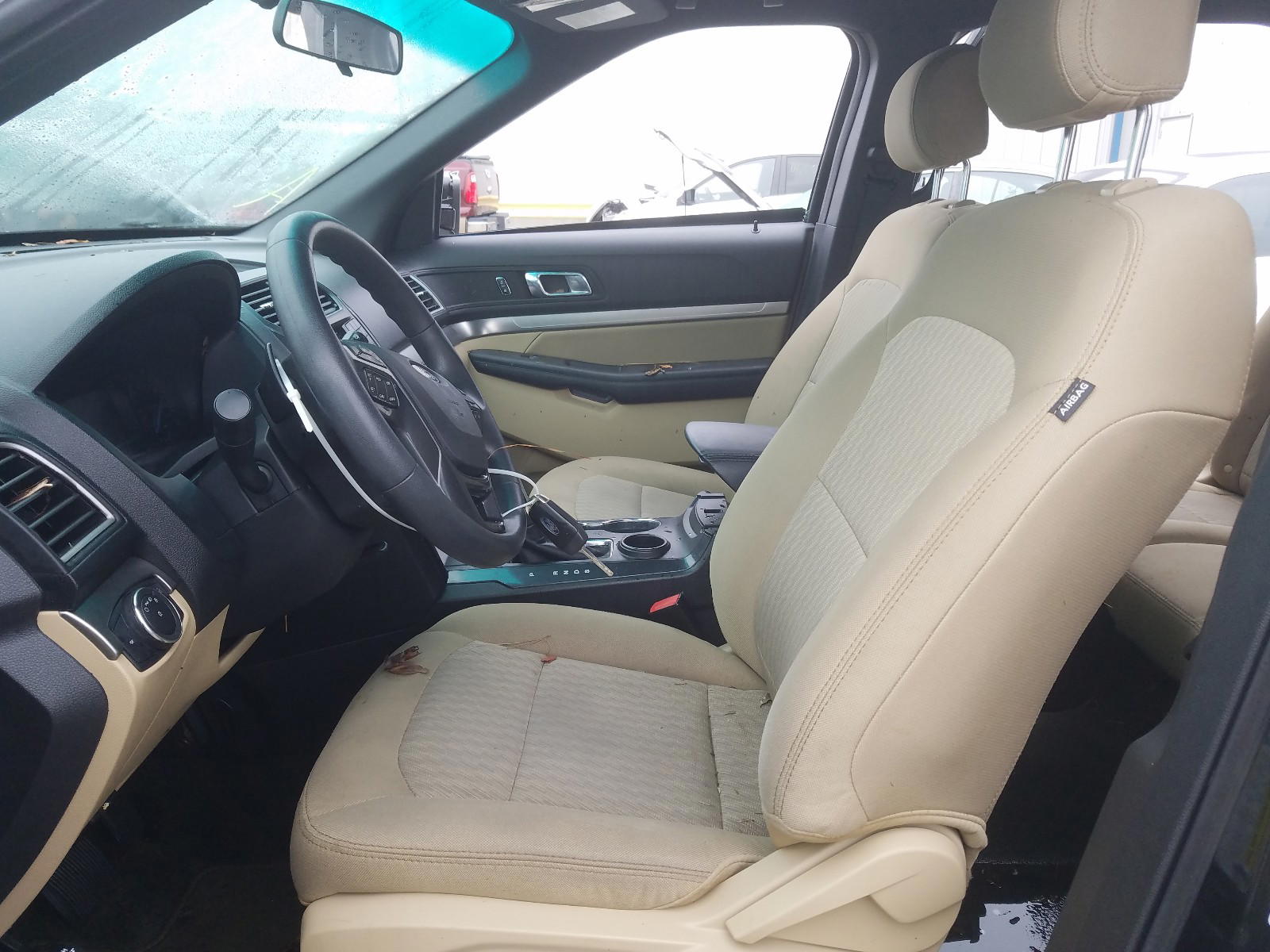 Photo 5 from auction – 2017 FORD EXPLORER with VIN 1FM5K7BH3HGA31656