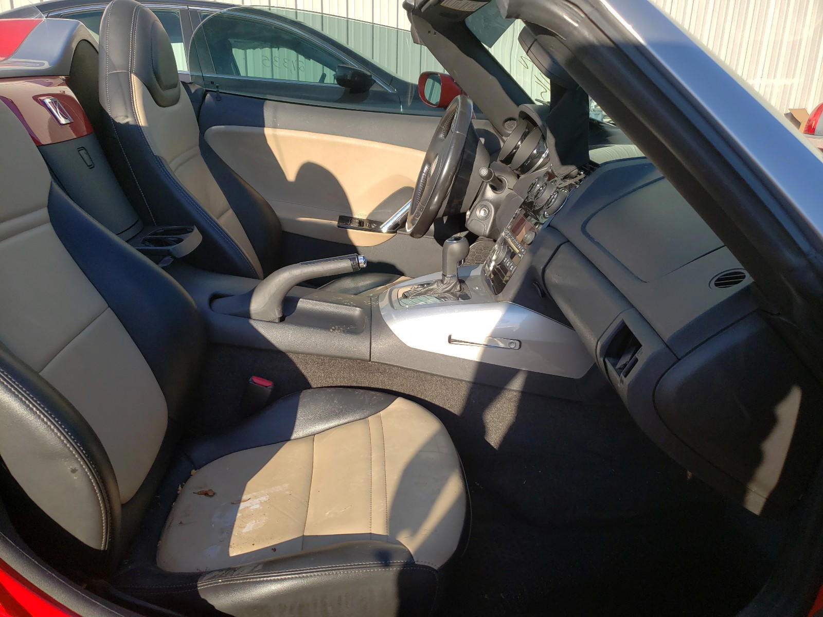 Photo 5 from auction – 2007 SATURN SKY with VIN 1G8MB33B27Y100052