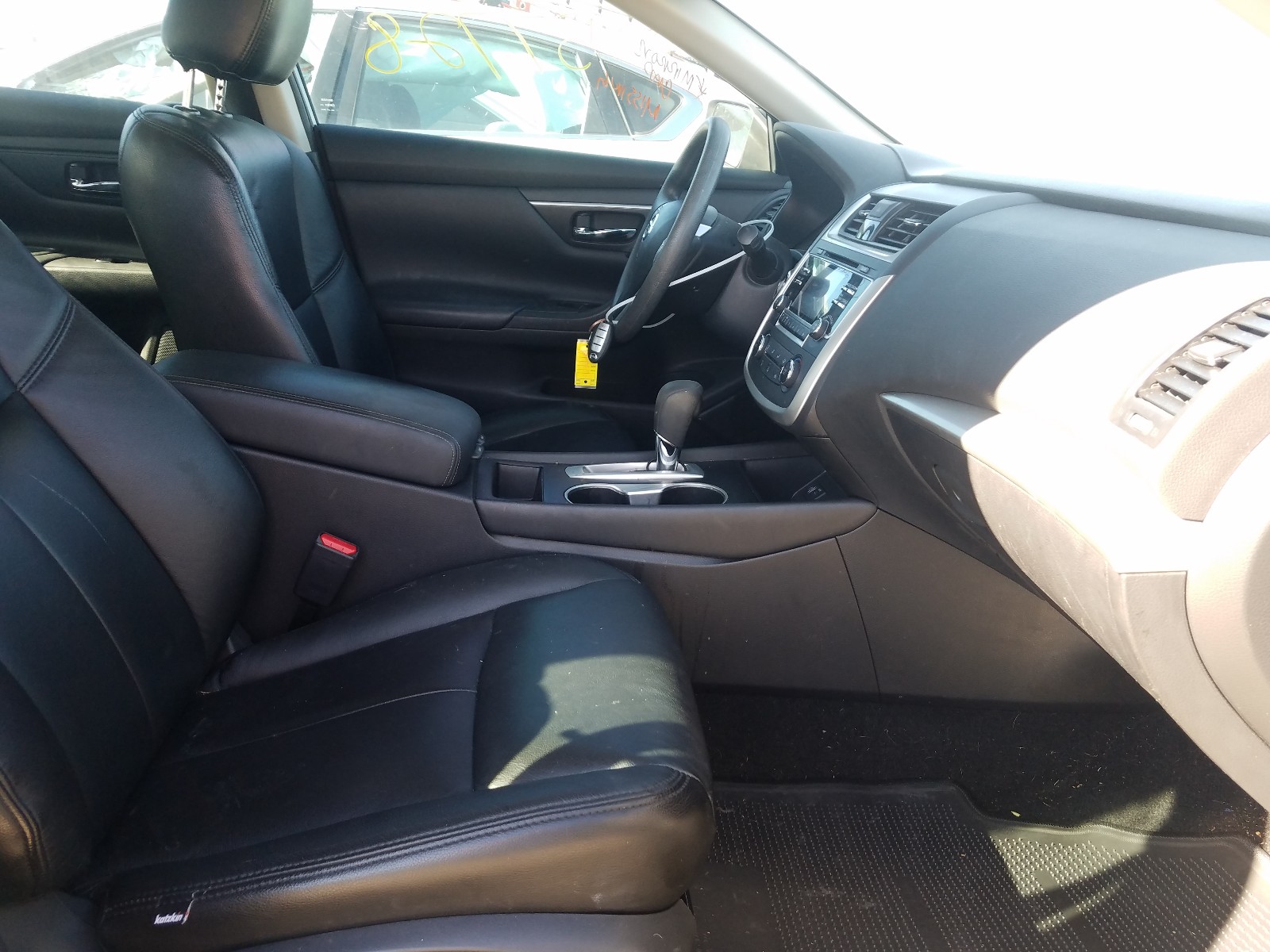 Photo 5 from auction – 2017 NISSAN ALTIMA 2.5 with VIN 1N4AL3AP8HC274572