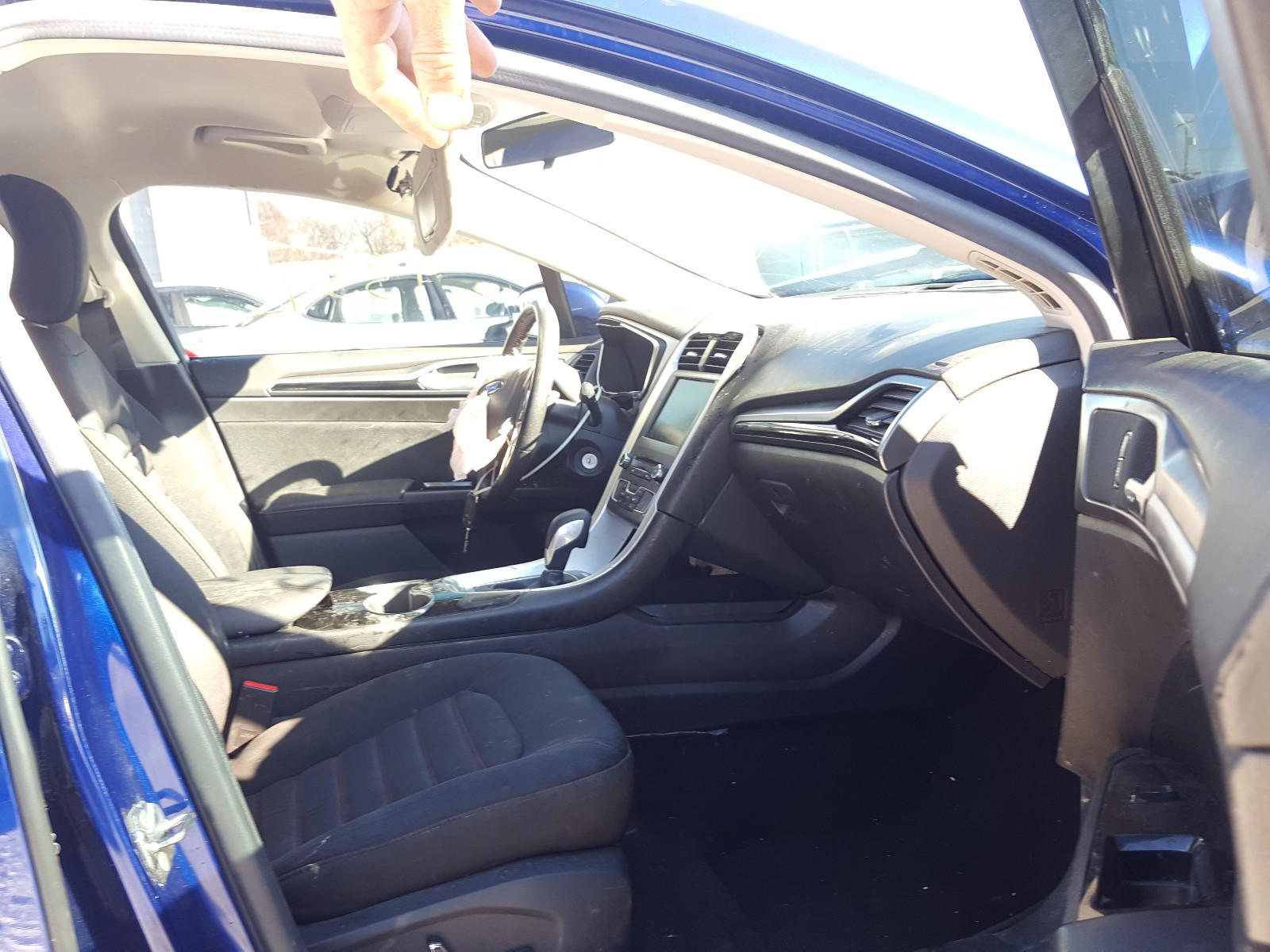 Photo 5 from auction – 2016 FORD FUSION with VIN 3FA6P0H73GR311445