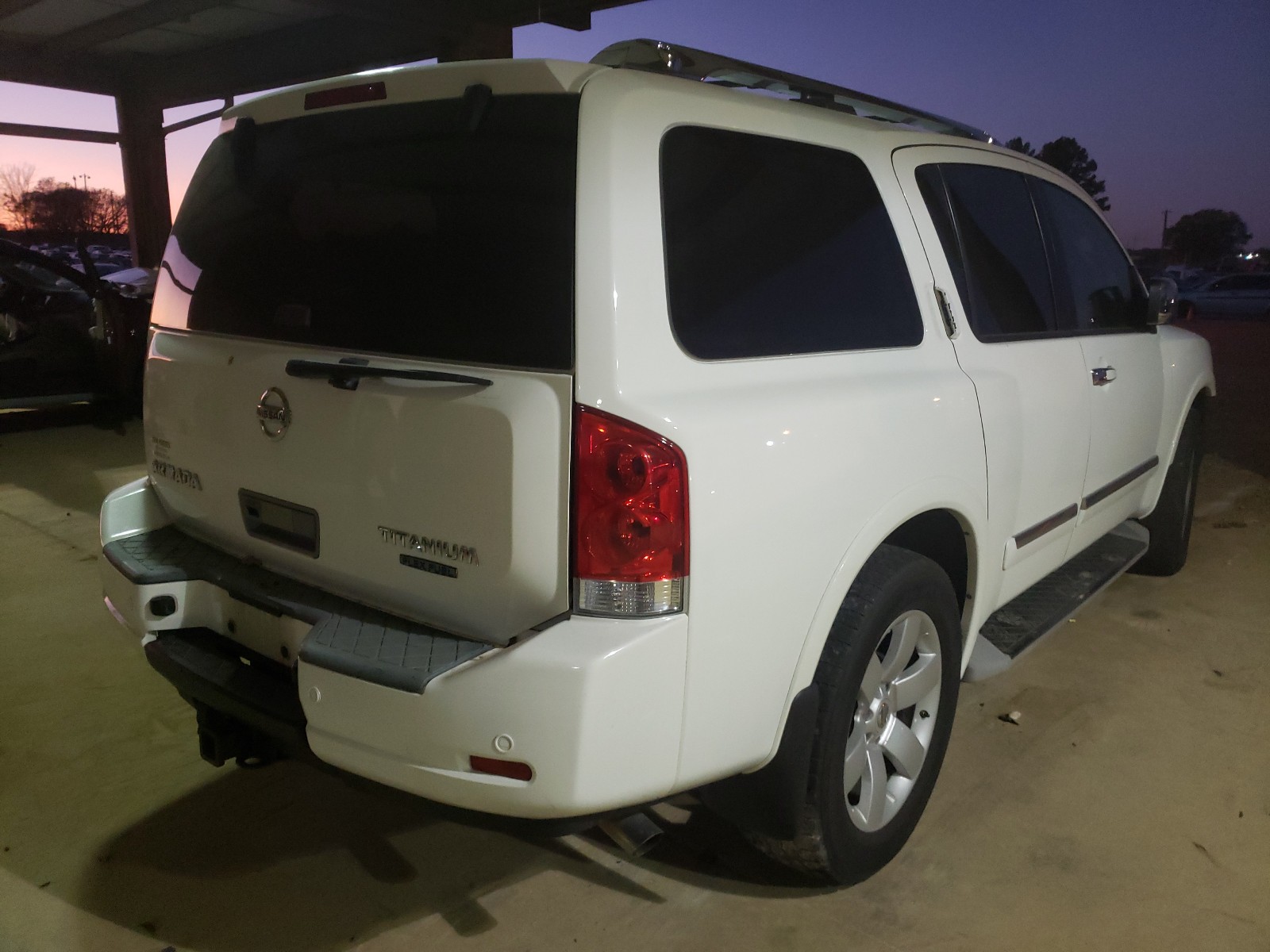 Photo 4 from auction – 2010 NISSAN ARMADA SE with VIN 5N1BA0ND6AN615993