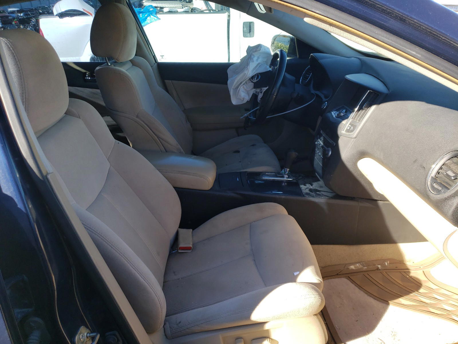 Photo 5 from auction – 2014 NISSAN MAXIMA S with VIN 1N4AA5AP1EC487621