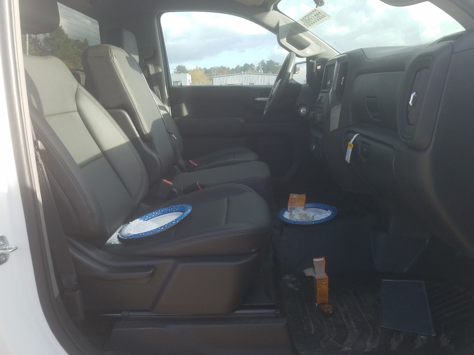 Photo 5 from auction – 2020 CHEVROLET SILVERADO with VIN 3GCNWAEH2LG231880
