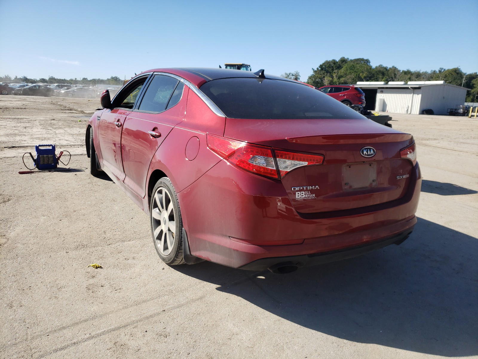 Photo 3 from auction – 2011 KIA OPTIMA SX with VIN KNAGR4A6XB5092624