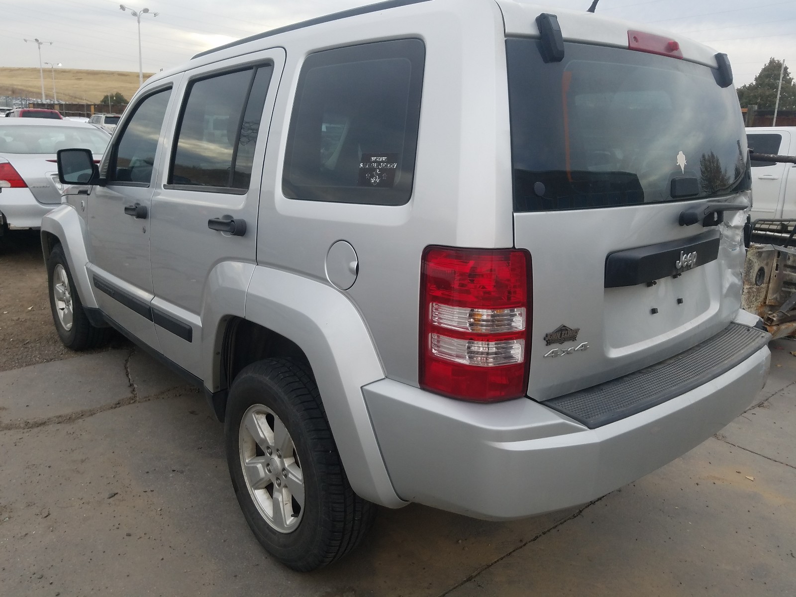 Photo 3 from auction – 2012 JEEP LIBERTY with VIN 1C4PJMAK8CW191641