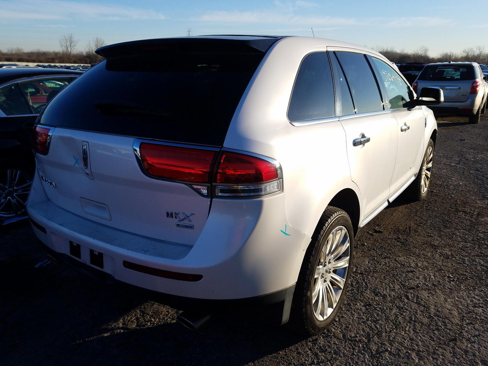 Photo 4 from auction – 2011 LINCOLN MKX with VIN 2LMDJ8JK7BBJ11188