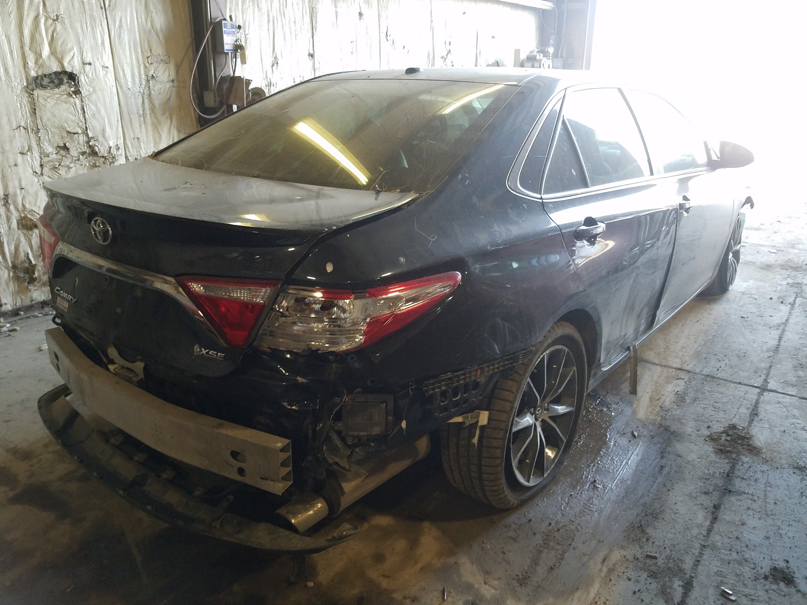 Photo 4 from auction – 2017 TOYOTA CAMRY LE with VIN 4T1BF1FK0HU690130