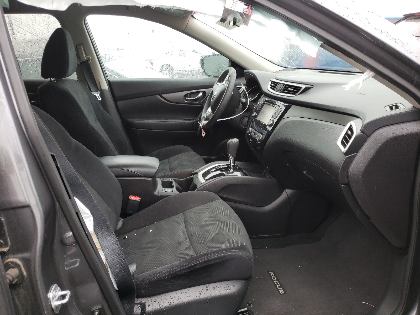 Photo 5 from auction – 2015 NISSAN ROGUE S with VIN 5N1AT2MV6FC853096