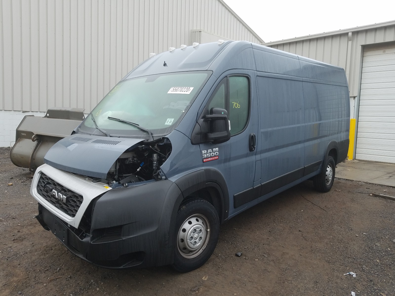 Фото 2 с аукциона – 2020 RAM PROMASTER с VIN 3C6URVJG1LE133871