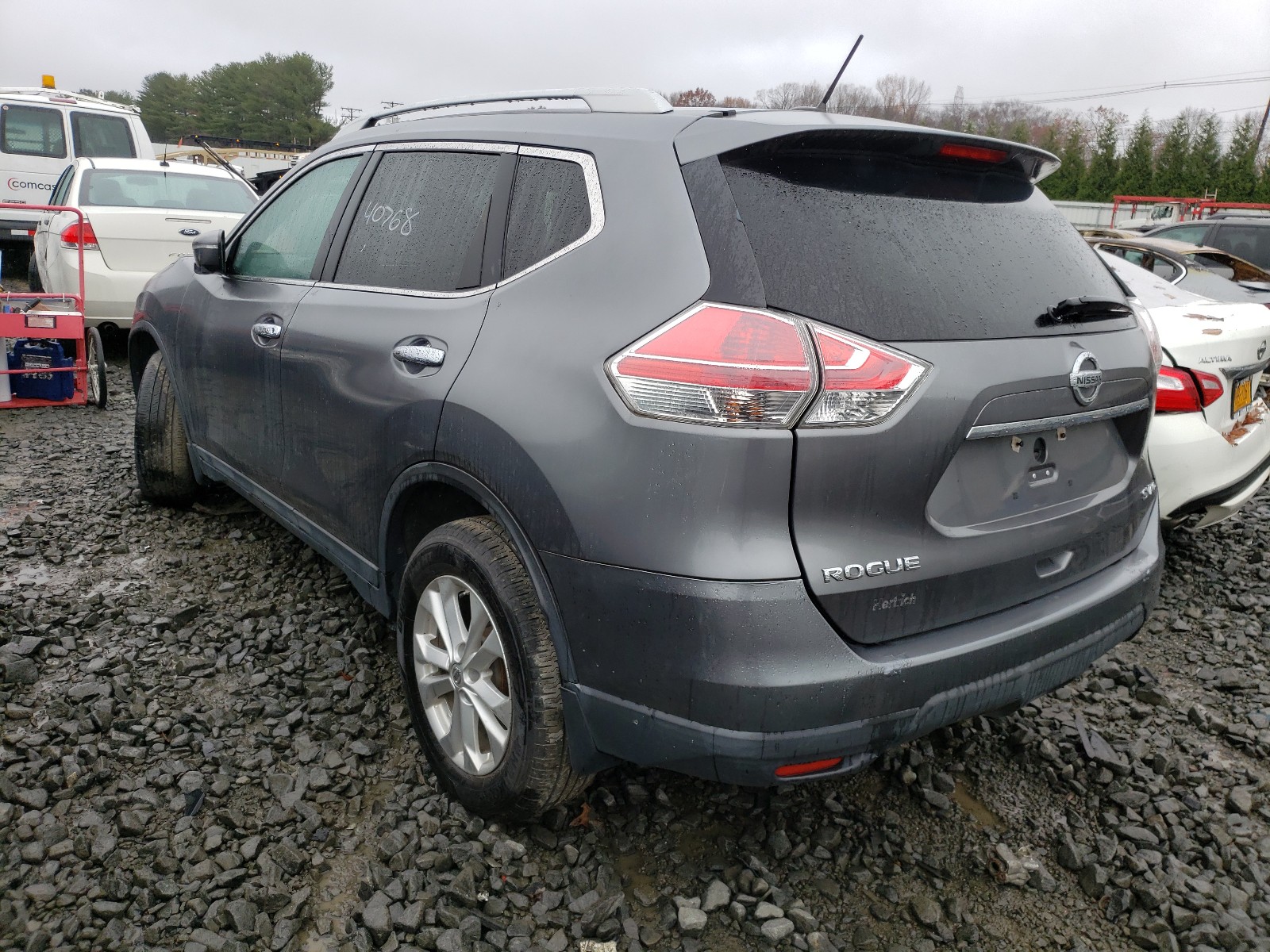 Photo 3 from auction – 2015 NISSAN ROGUE S with VIN 5N1AT2MV6FC853096