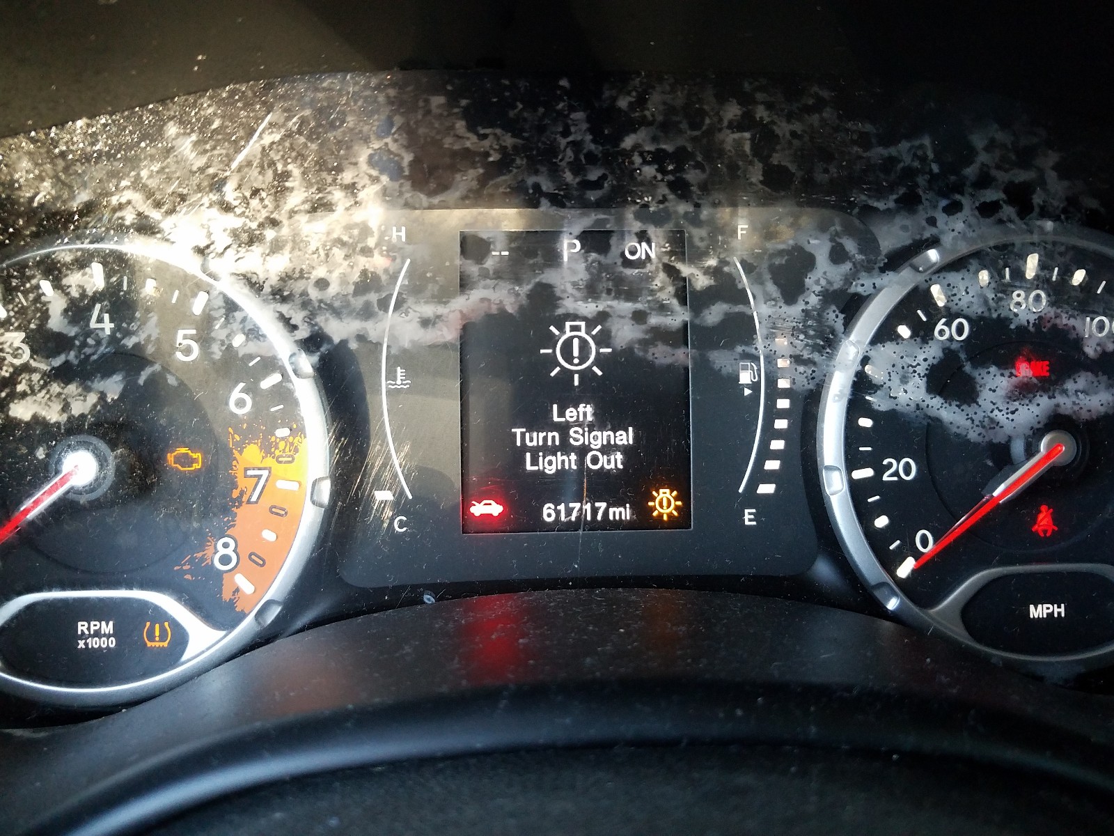 Photo 8 from auction – 2015 JEEP RENEGADE L with VIN ZACCJBBT0FPB67585
