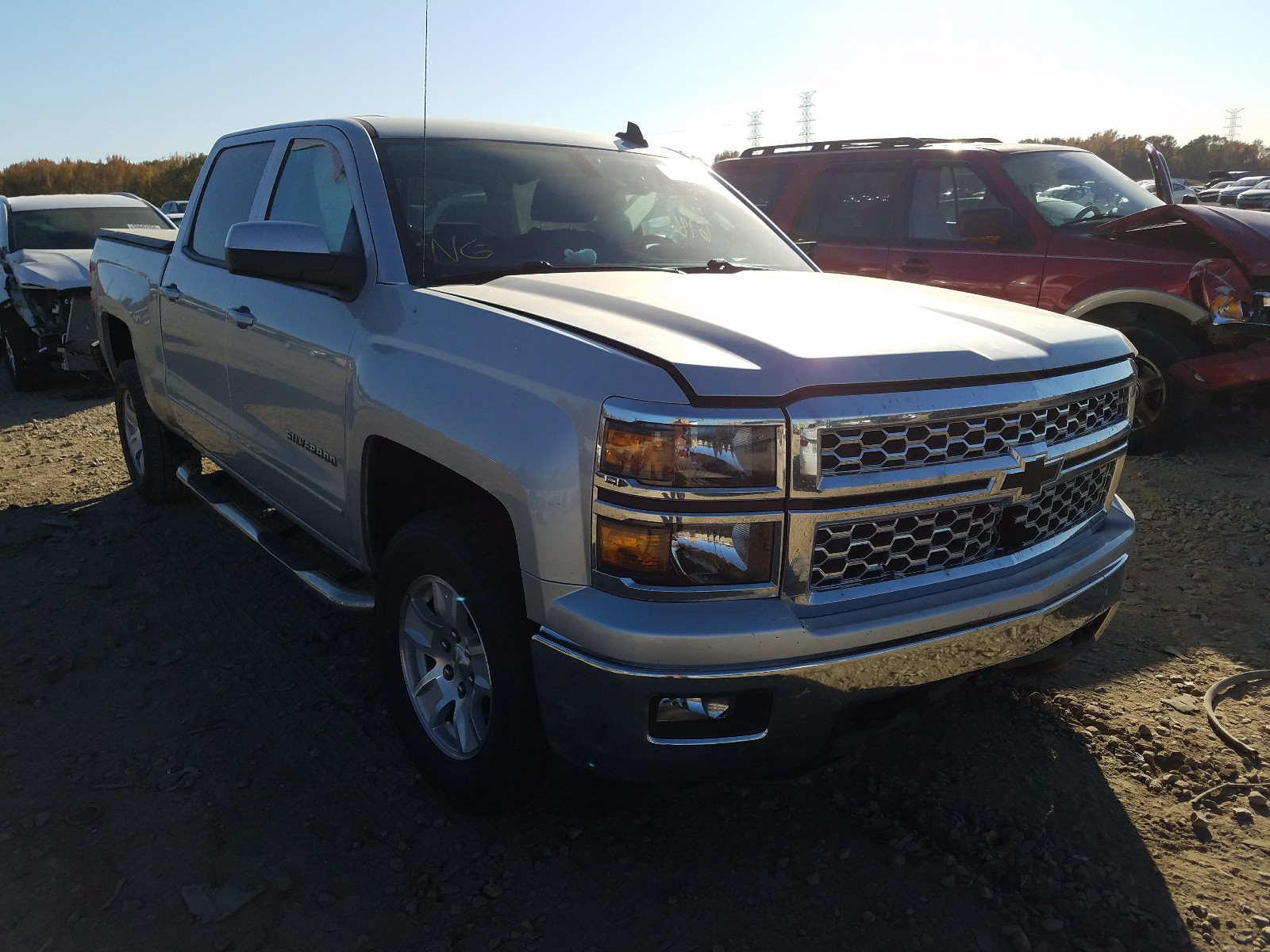 Photo 1 from auction – 2015 CHEVROLET SILVERADO with VIN 3GCUKREC5FG523800