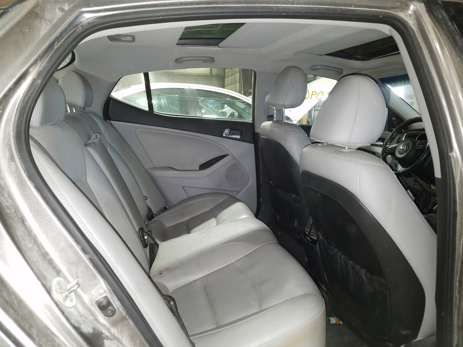 Photo 6 from auction – 2015 KIA OPTIMA EX with VIN 5XXGN4A7XFG427454