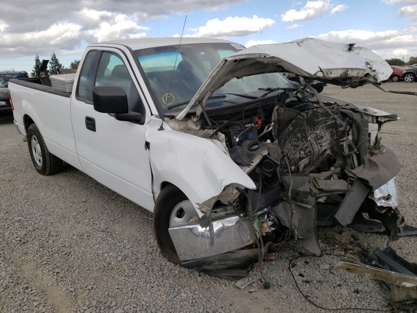 صورة رقم 1 من المزاد - 2005 FORD F150 مع VIN 1FTRF12W05NB97999