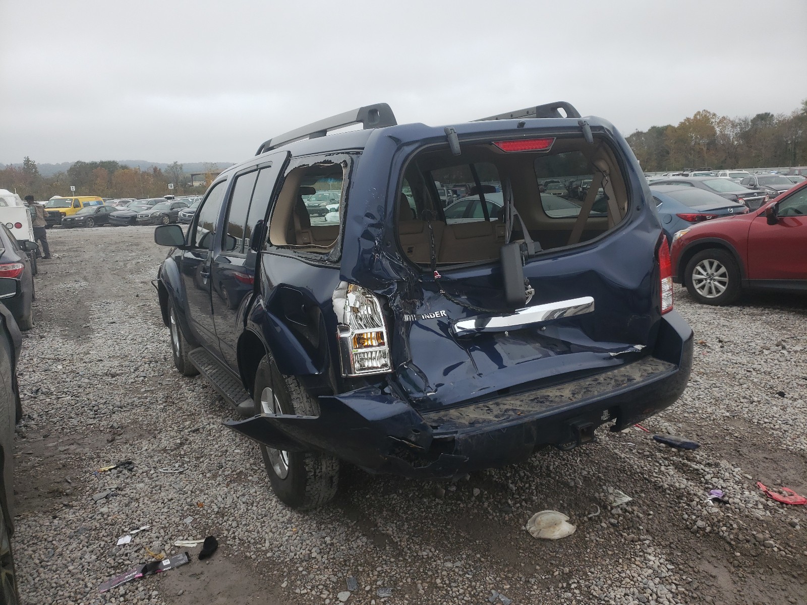 Photo 3 from auction – 2010 NISSAN PATHFINDER with VIN 5N1AR1NN0AC605412