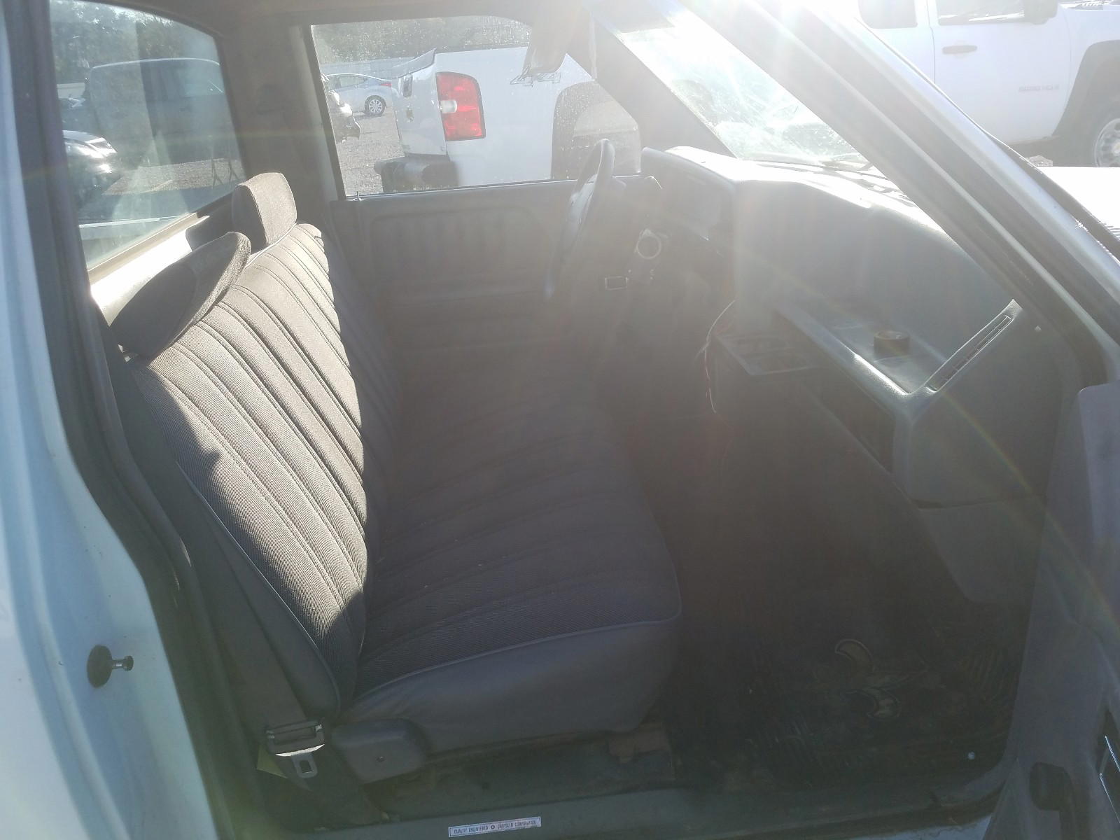 Photo 5 from auction – 1996 DODGE DAKOTA with VIN 1B7FL26X0TS533329