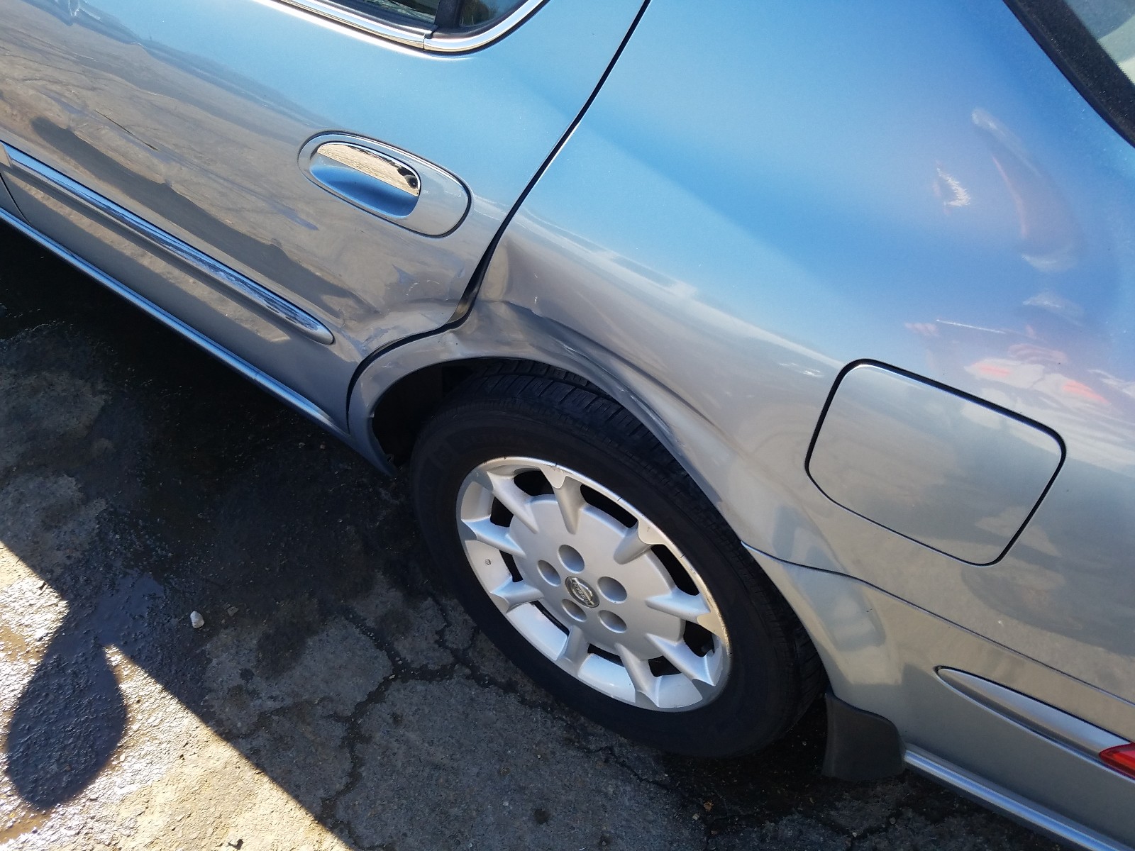 Photo 9 from auction – 2000 NISSAN MAXIMA GLE with VIN JN1CA31D6YT502280