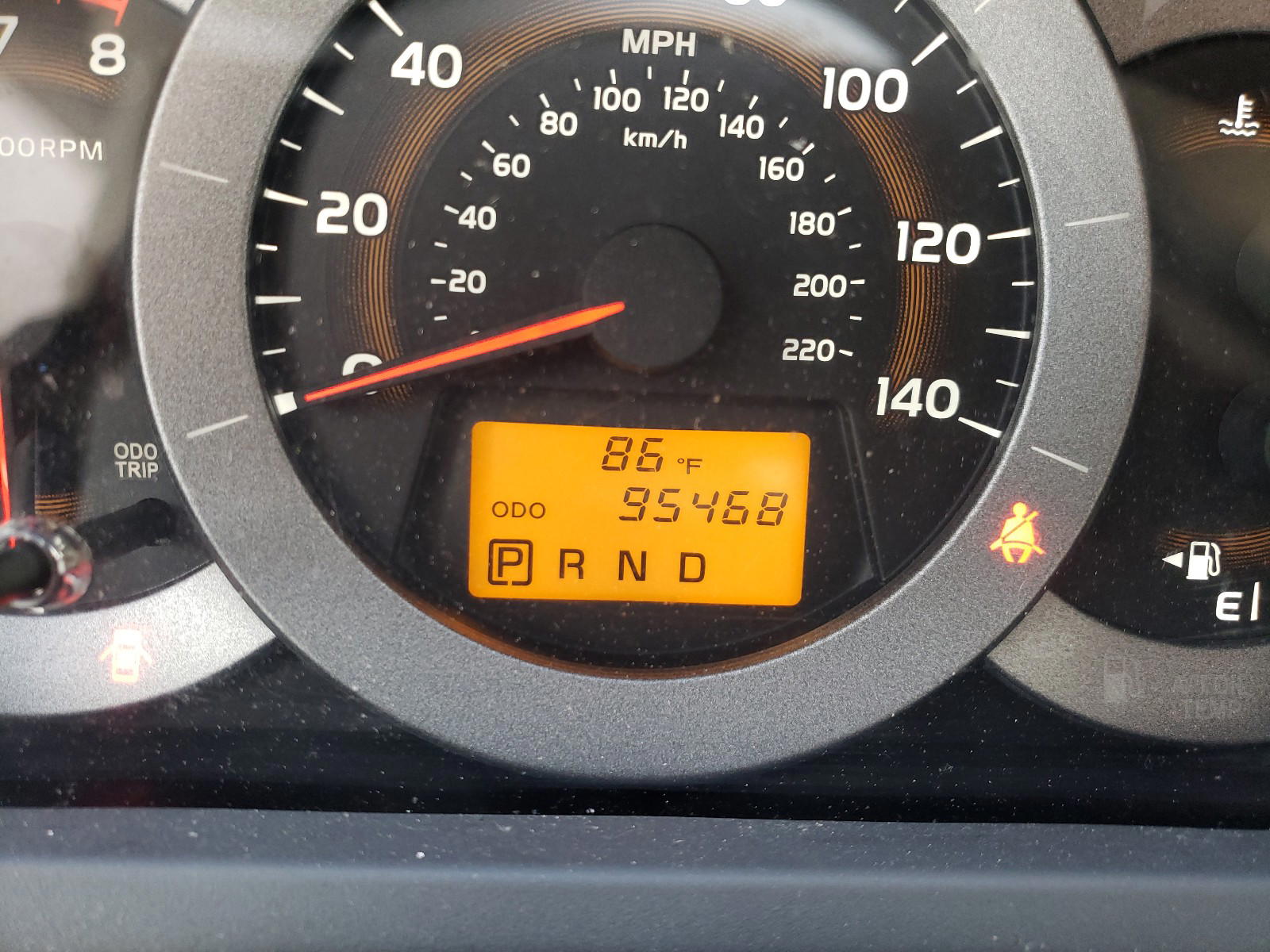 Photo 8 from auction – 2011 TOYOTA RAV4 LIMIT with VIN 2T3YF4DV7BW086324
