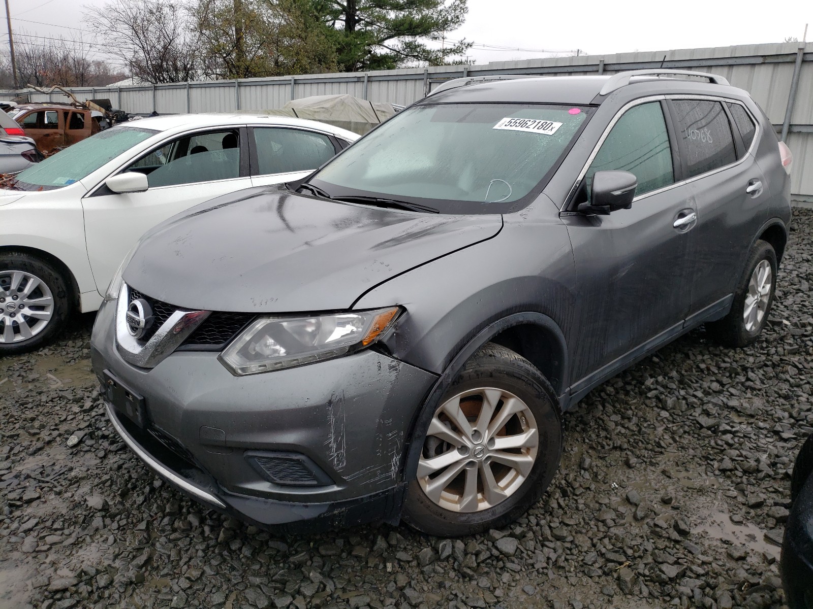 Photo 2 from auction – 2015 NISSAN ROGUE S with VIN 5N1AT2MV6FC853096