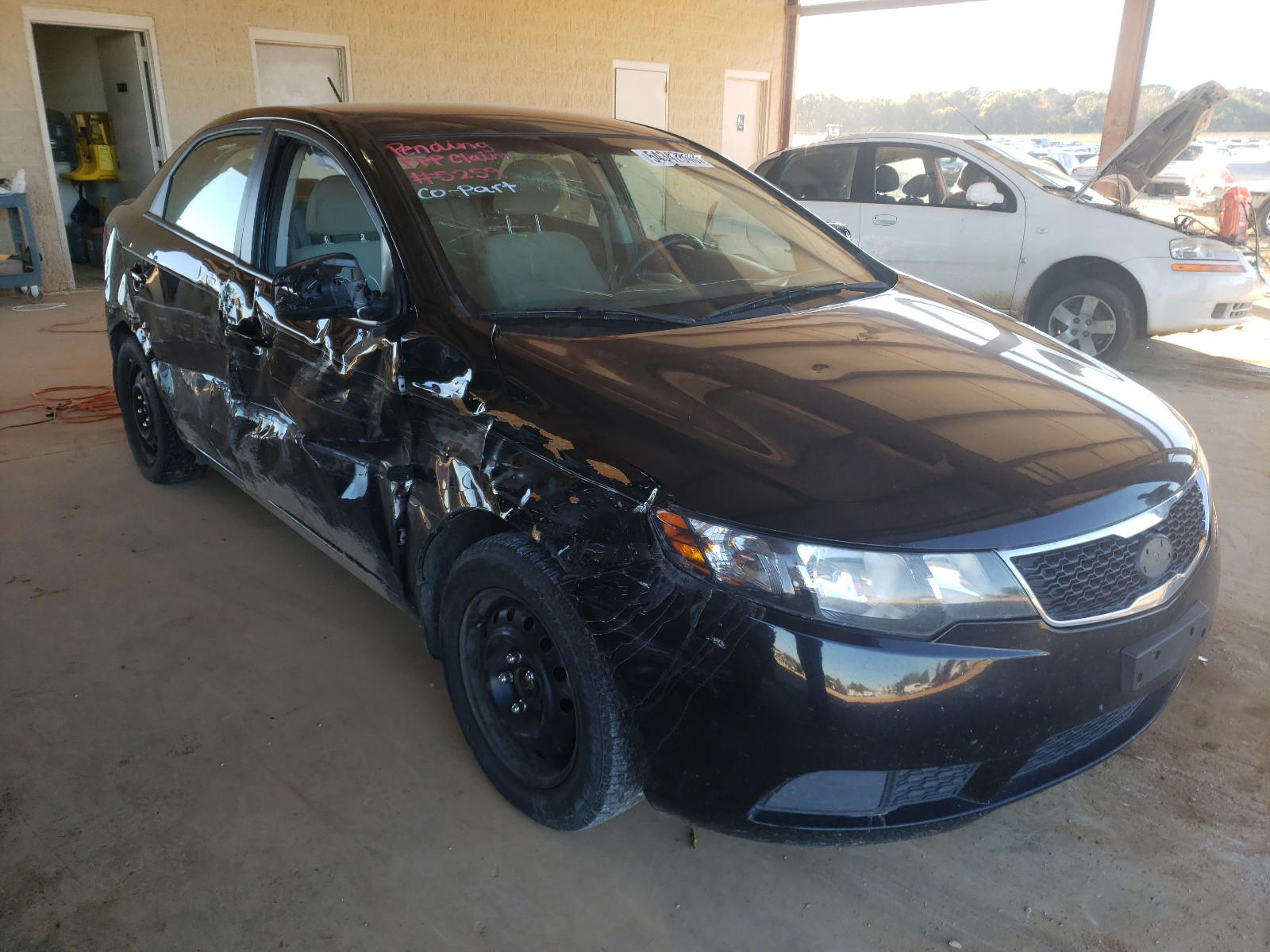 KIA FORTE LX 2013 with VIN KNAFT4A20D5663602 - Photo from auction