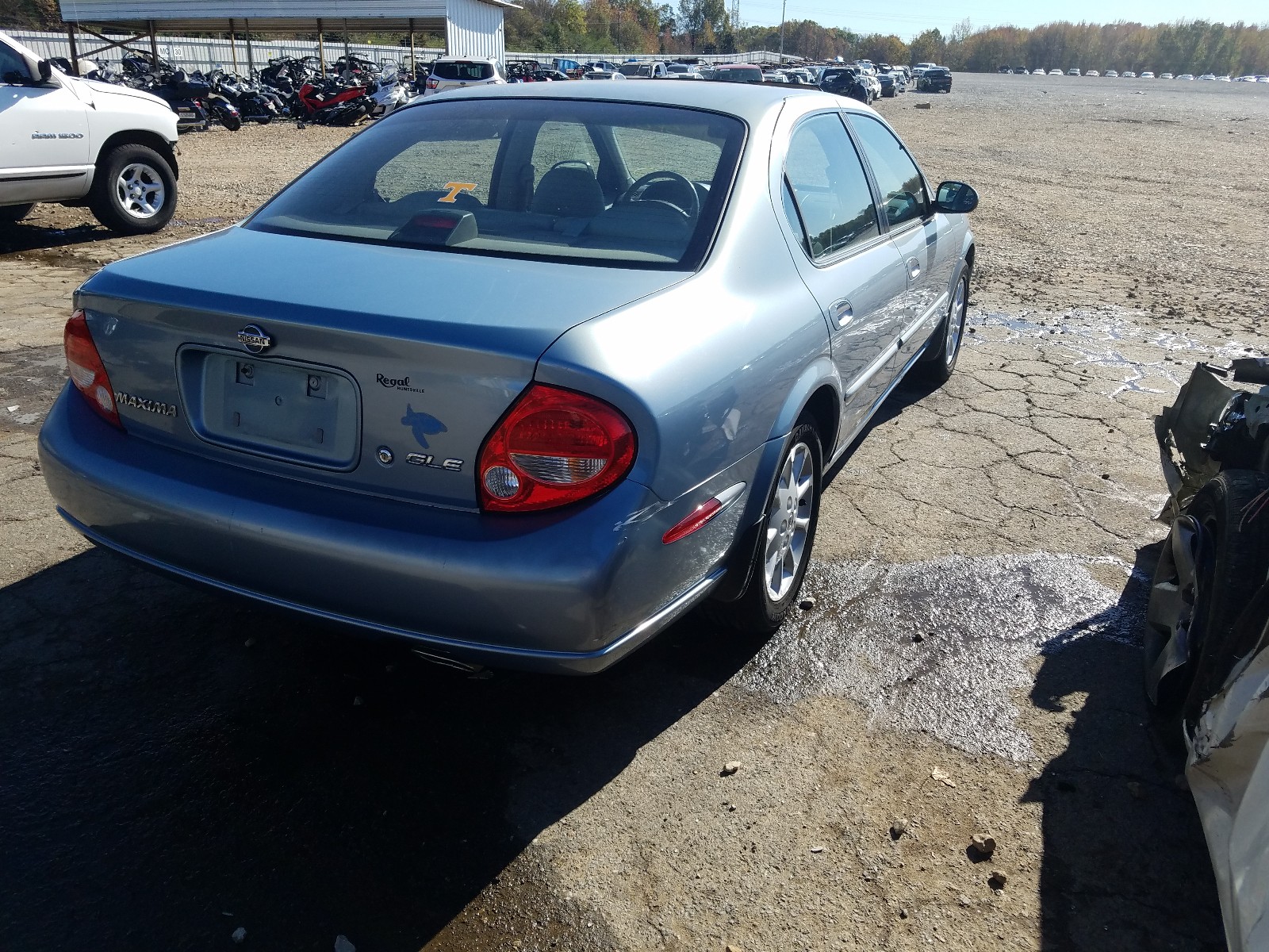 Photo 4 from auction – 2000 NISSAN MAXIMA GLE with VIN JN1CA31D6YT502280