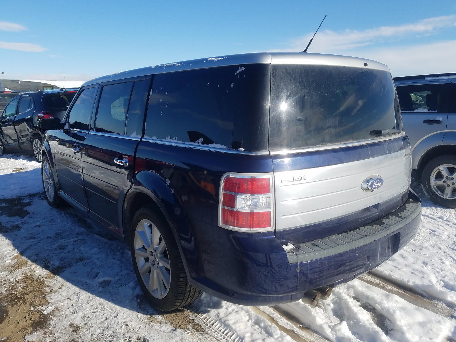 Photo 3 from auction – 2011 FORD FLEX LIMIT with VIN 2FMHK6DCXBBD34313