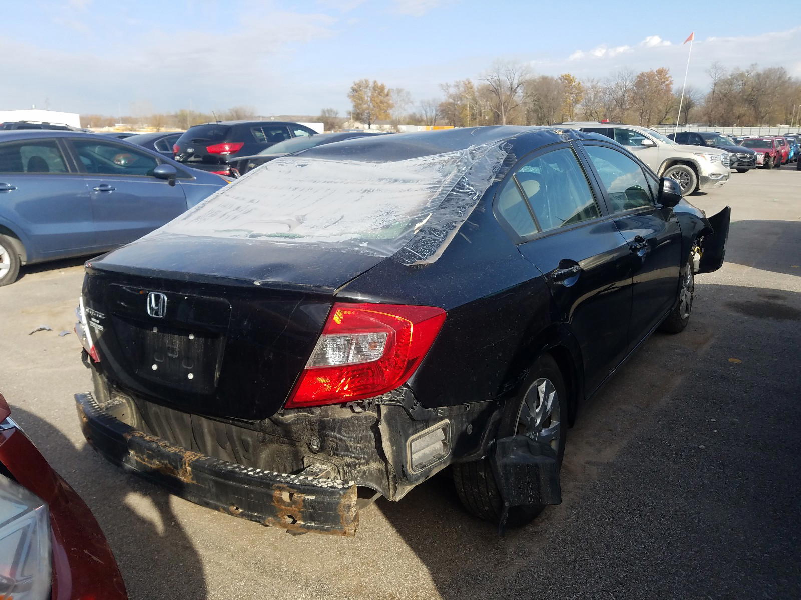 Photo 4 from auction – 2012 HONDA CIVIC LX with VIN 19XFB2F51CE345911