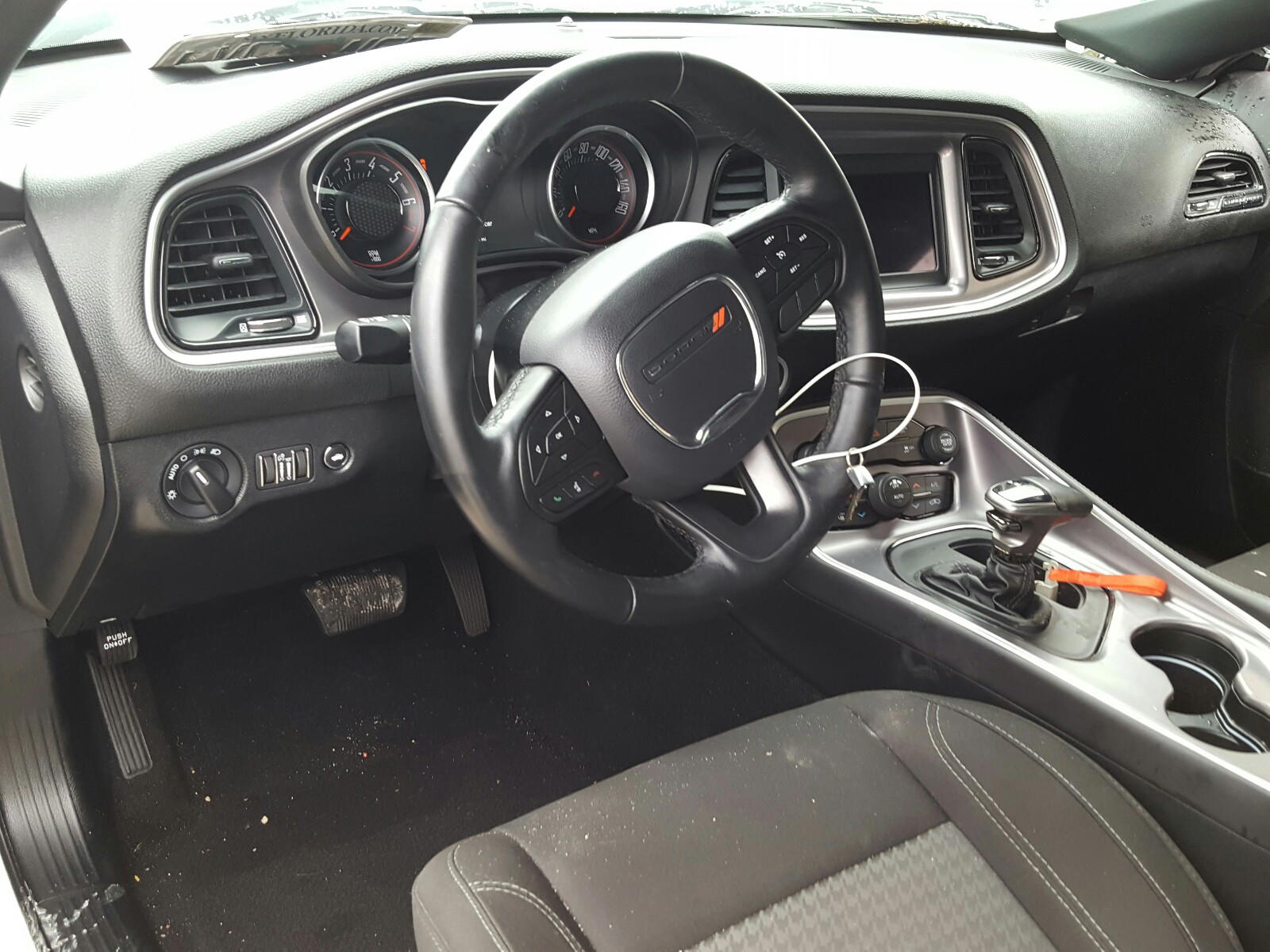 Photo 9 from auction – 2020 DODGE CHALLENGER with VIN 2C3CDZAG5LH117806