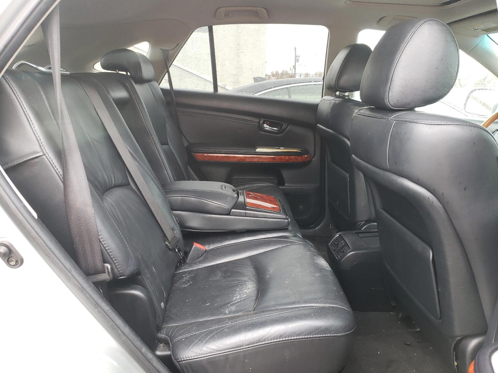 Photo 6 from auction – 2006 LEXUS RX 330 with VIN 2T2HA31UX6C090707