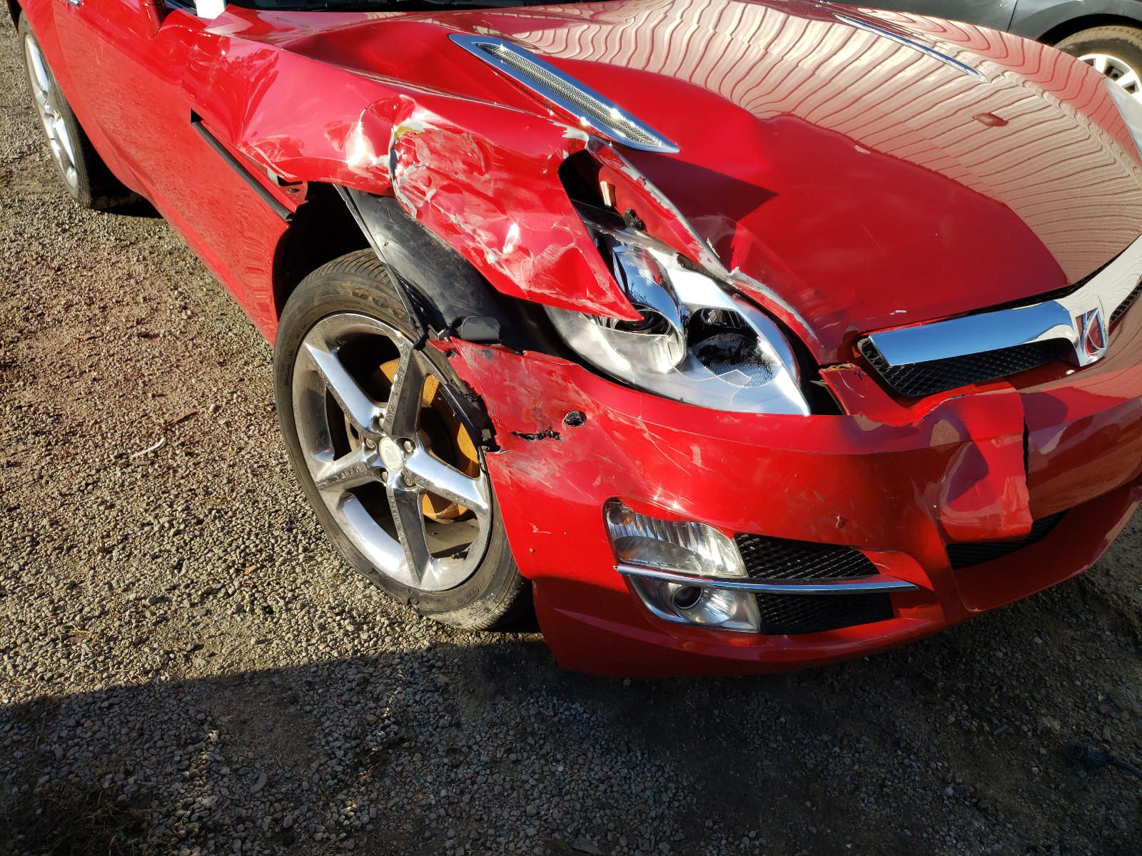 Photo 9 from auction – 2007 SATURN SKY with VIN 1G8MB33B27Y100052