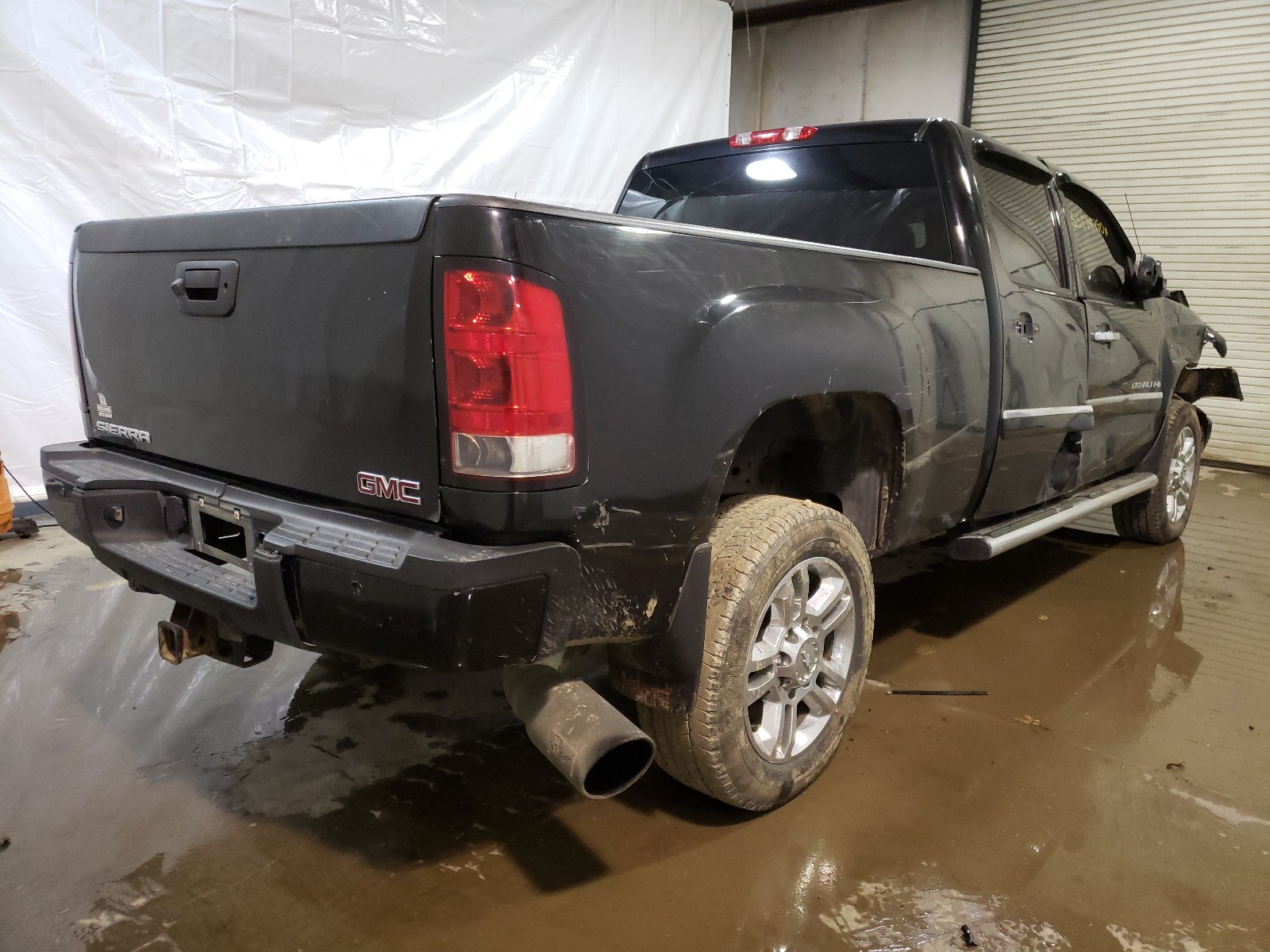 Photo 4 from auction – 2011 GMC SIERRA K25 with VIN 1GT125C8XBF245174