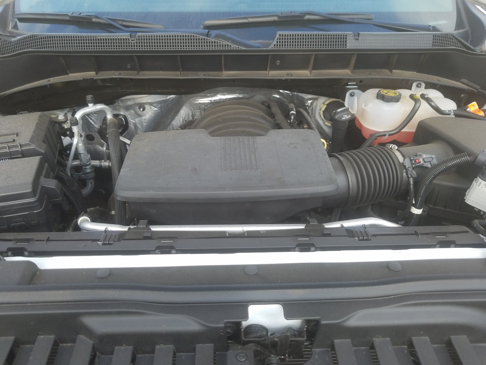 Photo 7 from auction – 2020 CHEVROLET SILVERADO with VIN 3GCNWAEH2LG231880