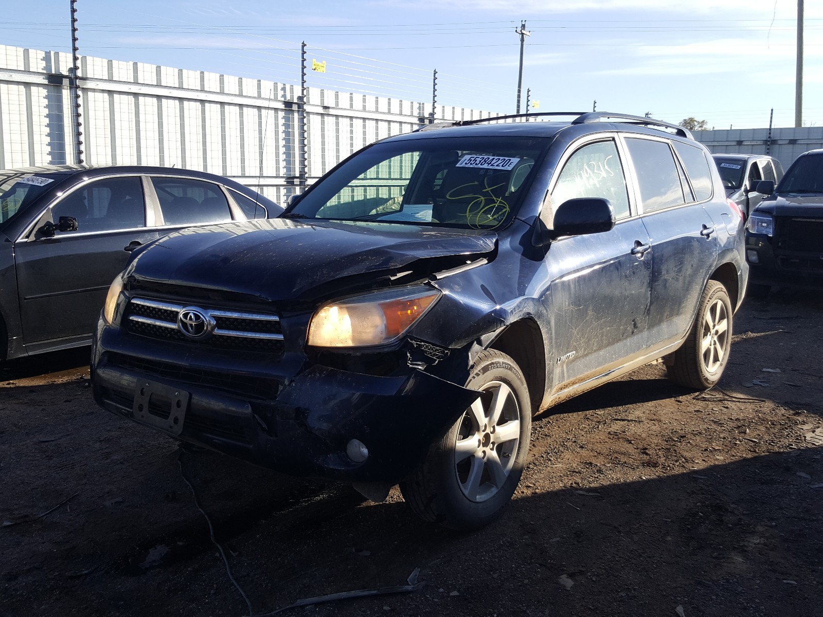 Photo 2 from auction – 2007 TOYOTA RAV4 LIMIT with VIN JTMBD31V276028821