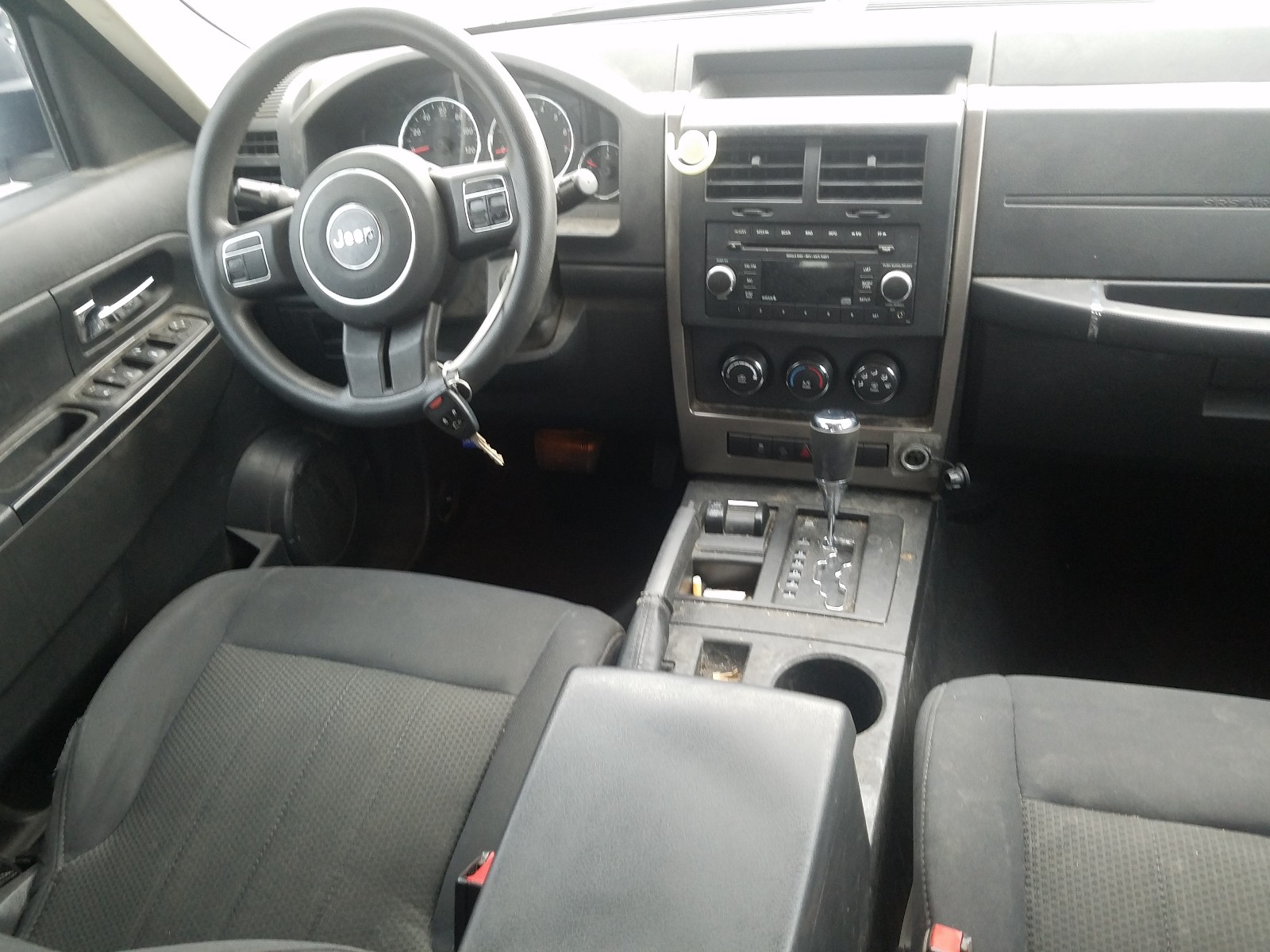 Photo 9 from auction – 2012 JEEP LIBERTY with VIN 1C4PJMAK8CW191641