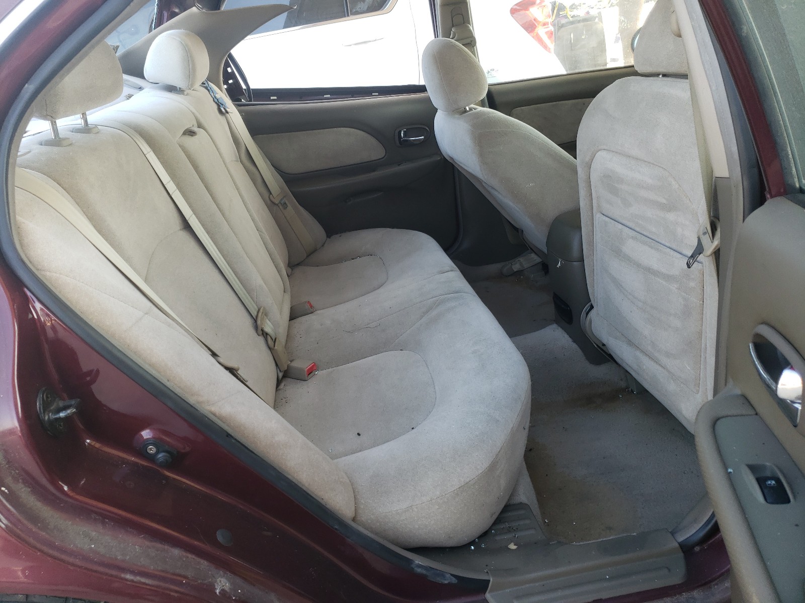 Photo 6 from auction – 2002 HYUNDAI SONATA GL with VIN KMHWF25H52A679291