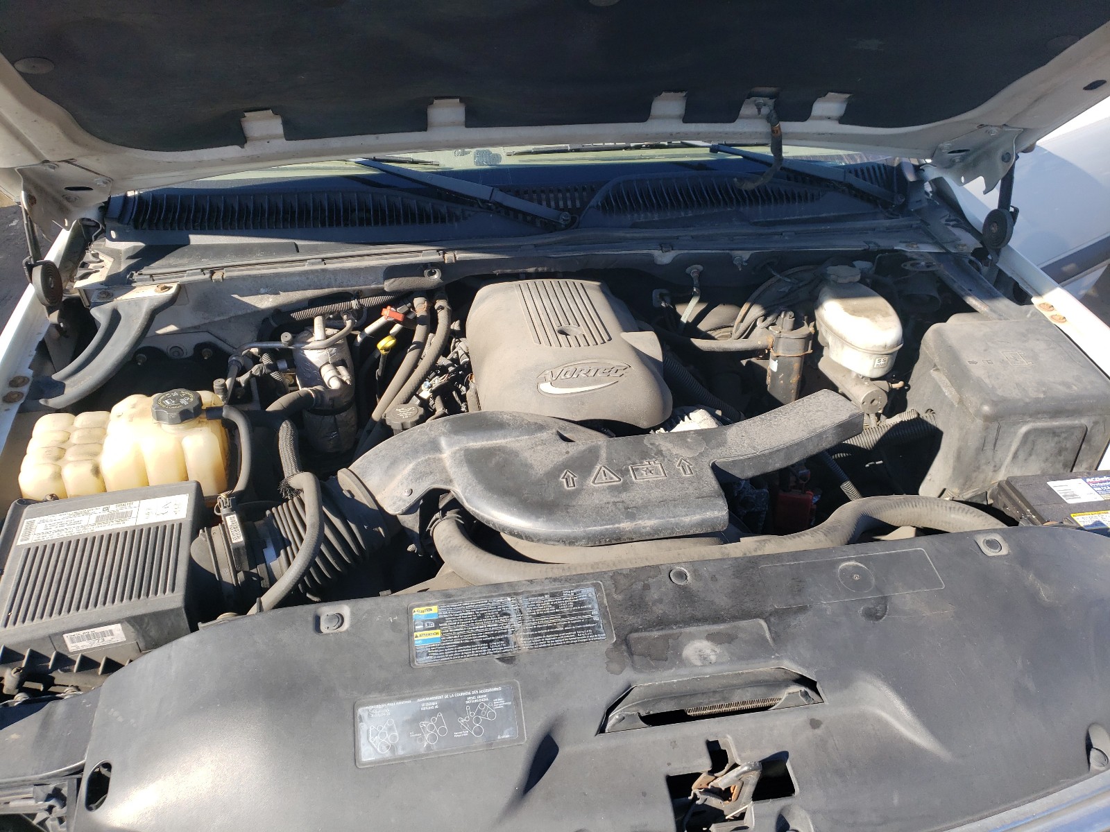 Photo 7 from auction – 2003 CHEVROLET SUBURBAN K with VIN 3GNFK16Z53G227627