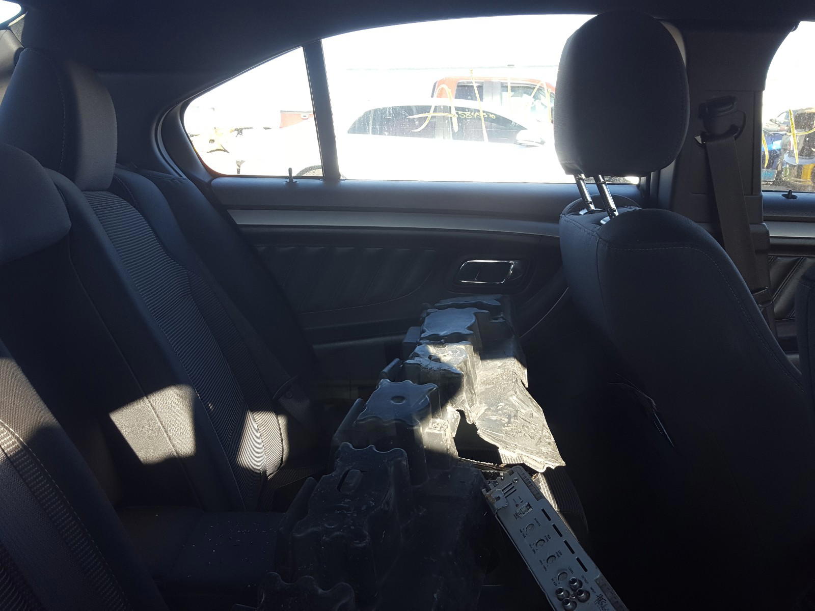 Photo 6 from auction – 2015 FORD TAURUS SEL with VIN 1FAHP2E84FG208624