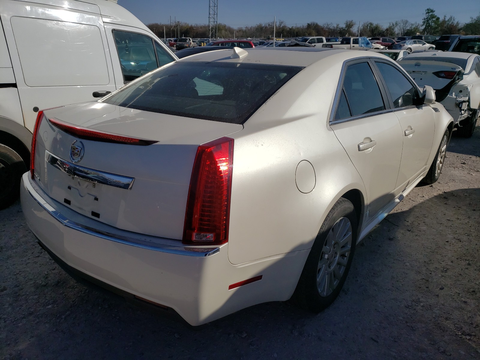 Photo 4 from auction – 2011 CADILLAC CTS LUXURY with VIN 1G6DE5EY8B0165010