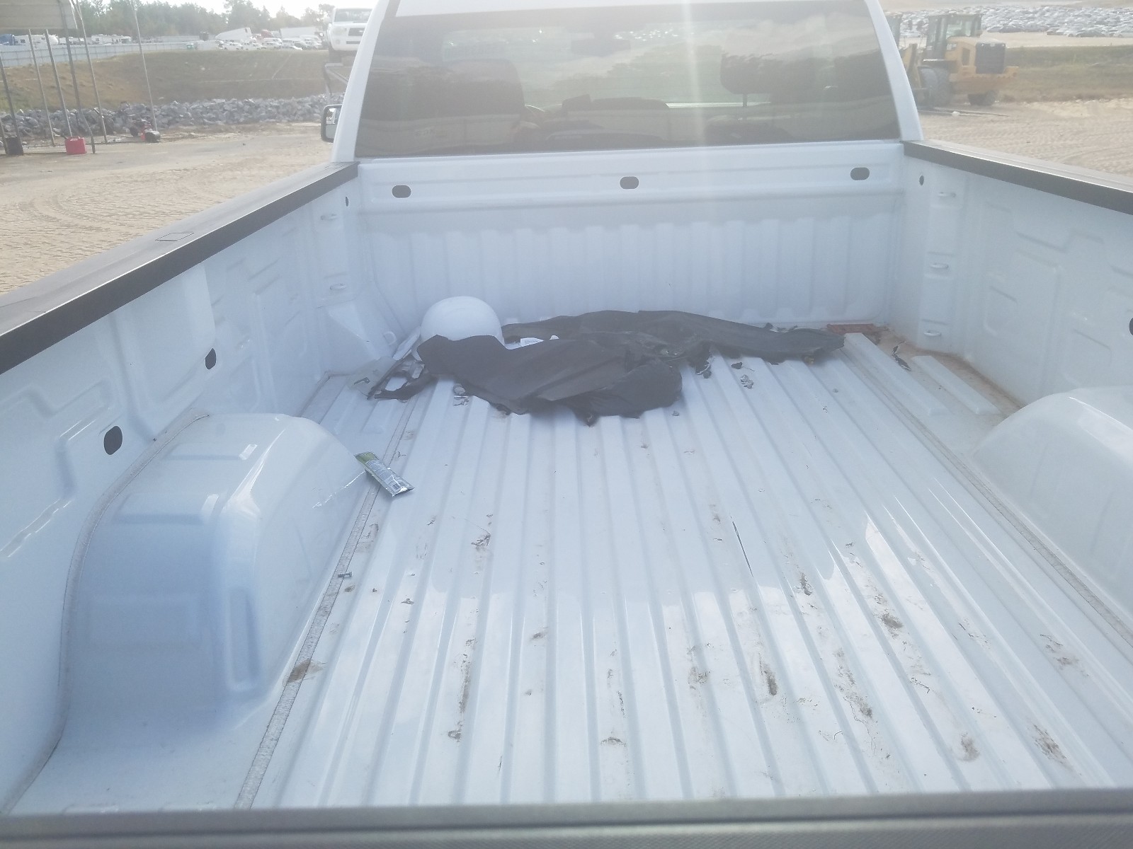 Photo 6 from auction – 2020 CHEVROLET SILVERADO with VIN 3GCNWAEH2LG231880