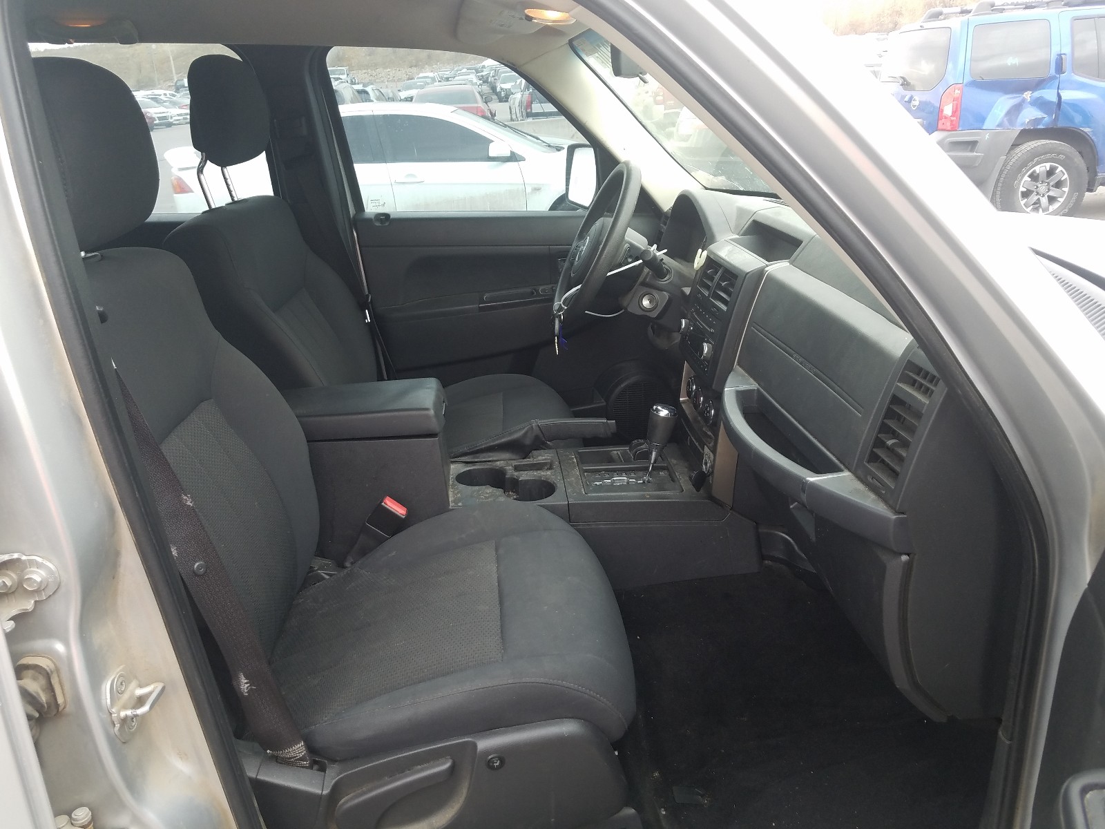 Photo 5 from auction – 2012 JEEP LIBERTY with VIN 1C4PJMAK8CW191641