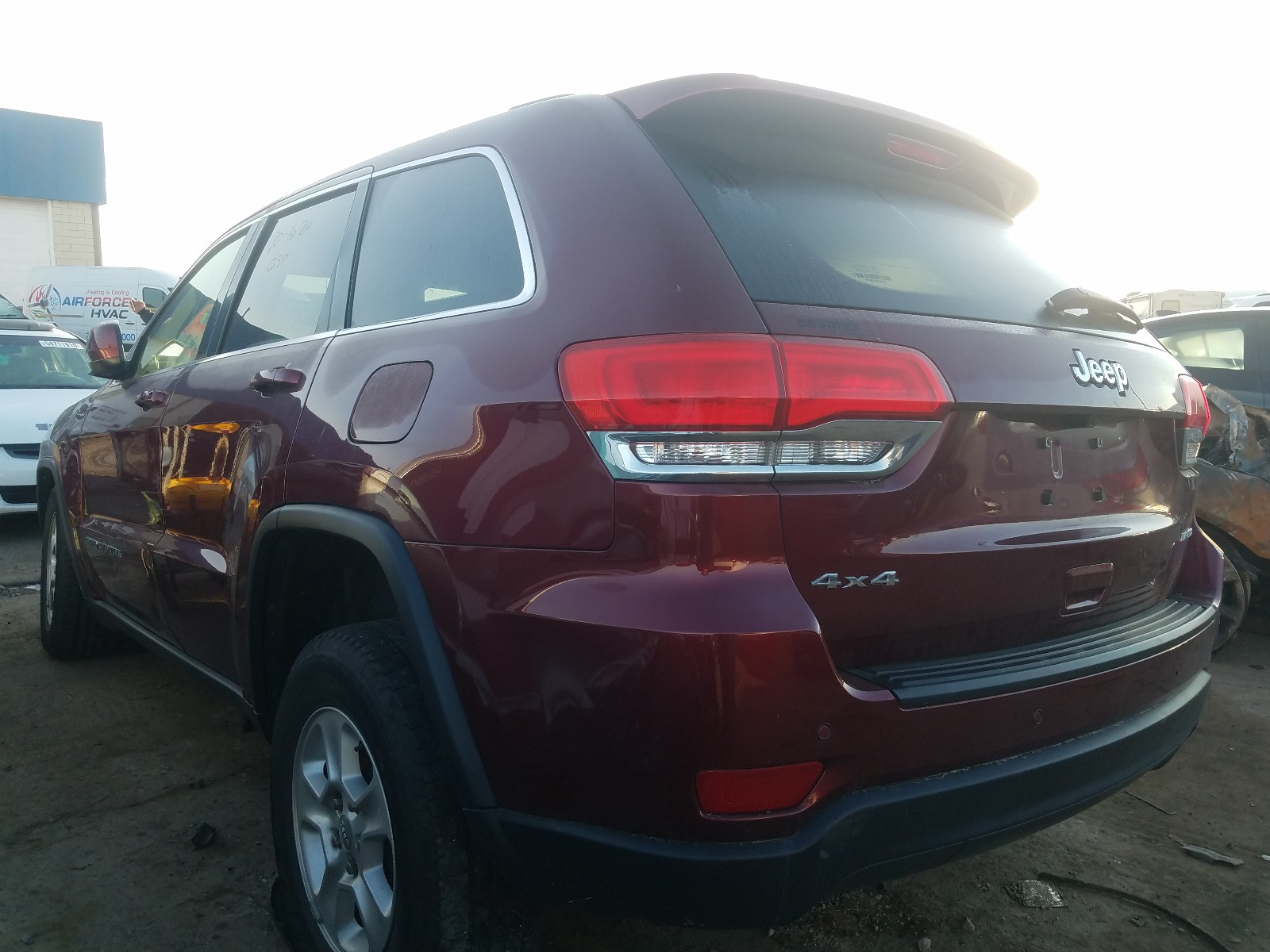 Photo 3 from auction – 2017 JEEP GRAND CHER with VIN 1C4RJFAG0HC697120